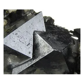 Essenza di Cristalli Korte - Magnetite 15 ml